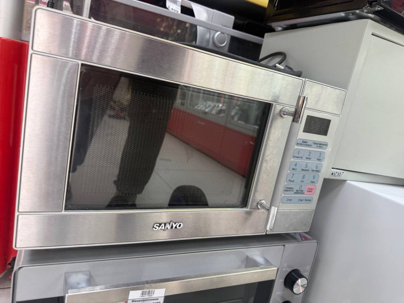 Микроволновая печь Sanyo EM-G1573V